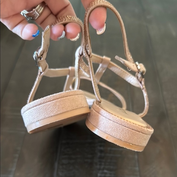 Aldo Rose Gold & Cream Sandals T-Bar Style - Picture 5 of 8
